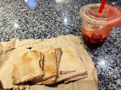 -亚坤(新达城广场B1店)