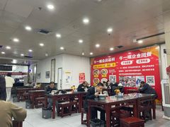 -牛一嘴·兰州牛肉面·大盘鸡(财富中心店)