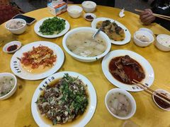 -荣生萝卜汤饭店