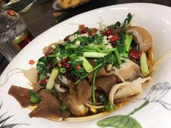 -鱼王府大酒店