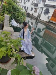 -梦回汉唐汉服旗袍体验馆(拙政园店)