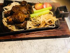 -穹六人间 people 6(岳阳路店)