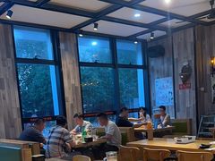 -华府九号海鲜烧烤大排档(龙域店)