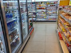 -全家便利店(临顿路二店)