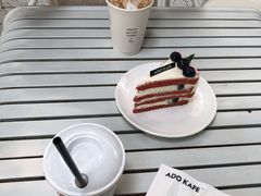 蓝莓红丝绒蛋糕-ADO KAFE(大学城店)