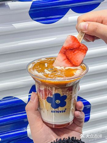 被狠狠可爱到啦！简直是奶茶颜值天花板！ 这次的ART