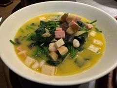 -吴越荣记苏州菜·松鼠桂鱼100%活鱼现做(斜塘老街店)