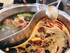 -重庆风光老灶火锅城(同德广场店)