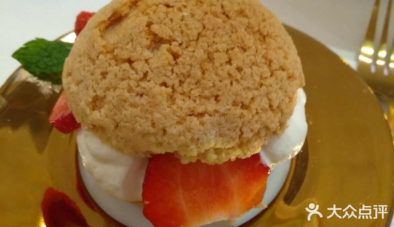这是一家很有情调的法餐店