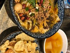 -粉家柳州螺蛳粉(杨宅路店)