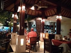 -Mai Mai Restaurant