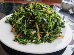 -回头客餐厅·家的味道农家菜·虹鳟鱼·铁锅炖(雁栖湖店)