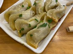 牛肉鍋貼-小姜锅贴(凤凰街店)