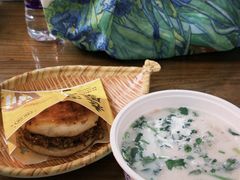 -穆得·老周家牛肉烧饼(普利街店)