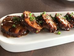 香煎鹅肝藕饼-三利音·东方司宴(外滩店)