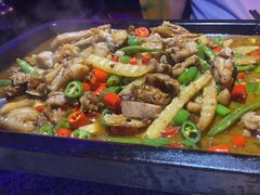 -蛙来哒(湖州东吴银泰百货店)