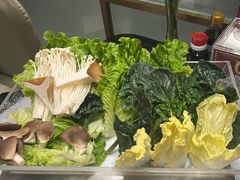 -红鼎豆捞·非遗鲍皇汤火锅(宝丰路店)