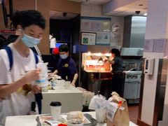 -麦当劳(东方时代广场分店)