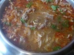 酸菜牛肉锅仔-南城香·饭香串香馄饨香(赵公口店)