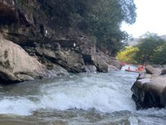 -雅鲁激流探险漂流