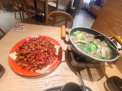 -川堂风·跷脚牛肉·乐山爆炒(宝山日月光店)