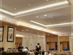 大堂-广州中心皇冠假日酒店·百粤楼