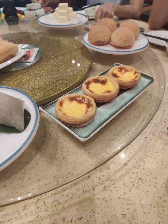 正哥点心皇子(罗村店)-"和其他茶楼差不多了,不过不失,环境很好很.