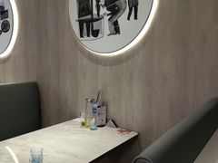 用餐区-必胜客(东大桥店)