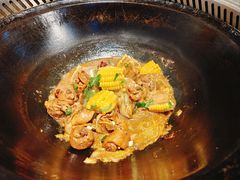 -锅老头海鲜铁锅炖