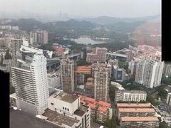 -广州中心皇冠假日酒店·汇点大堂吧
