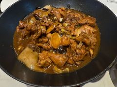 铁锅榛蘑小笨鸡-孙家外婆•长春地标美食新名片(红旗街万达店)