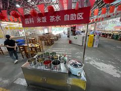 大堂-三千坪超级火锅市场·土灶牛肉火锅
