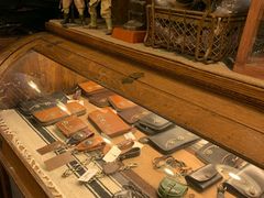 -FRANK STORE(巨鹿路店)