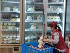 -红宝石·鲜奶小方·海派西点房(丰庄店)