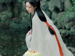 -汉仪华裳汉服馆(豫园店)
