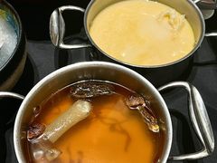 -红鼎豆捞·非遗鲍皇汤火锅(宝丰路店)