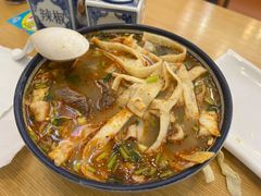 -八百里牛肉汤(盖饭·锅贴·万象城店)