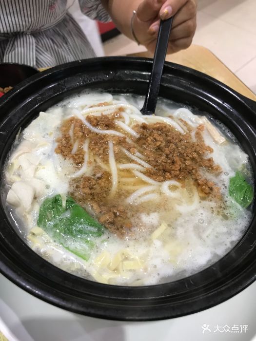 一线天骨汤米线(华南店)状元米线图片 - 第1张