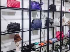 -Max Mara(王府井奥莱·香江小镇店)