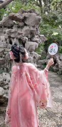 -一揽芳华汉服旗袍体验馆(拙政园店)