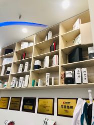 -黑奥秘脱发白发中心