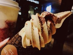 金凤冰激凌-喜茶(北京三里屯太古里店)