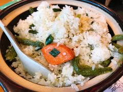 -野山舂·贵州现舂酸汤火锅(鸿通城店)