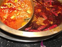 -潮火锅·麻辣牛肉火锅(观音桥方圆·LIVE店)