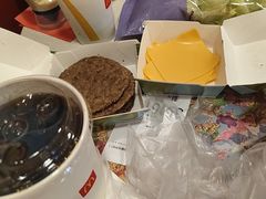 -麦当劳(乳山路店)