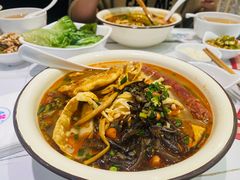 -丽丽三鲜螺蛳粉(田林路店)