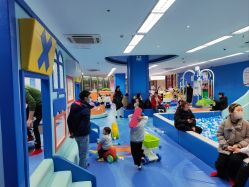 -孩子王童乐园(马群店)