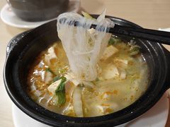 -闫家驴肉老店(华电一校店)
