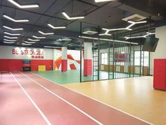 -悦动体能篮球羽毛球网球(三里河店)