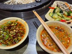 -宽板凳老灶火锅(台湾街店)